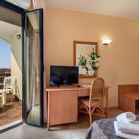Hotel Rina 4*