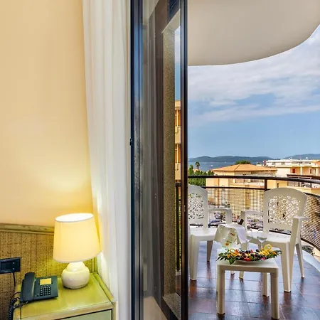 Rina Hotel 4*