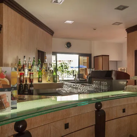 Rina Hotel 4*