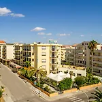 Rina Ξενοδοχείο 4*