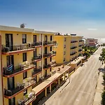 Rina Hotel 4*