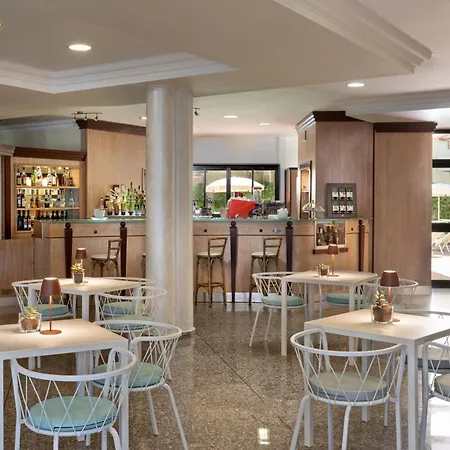 丽娜酒店 酒店