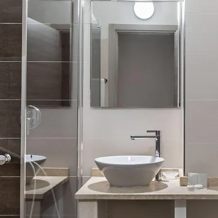 Rina Hotel 4*