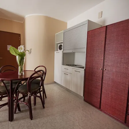 Rina Hotel 4*