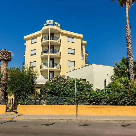 Hotel Rina 4*