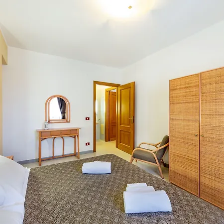Rina Hotel