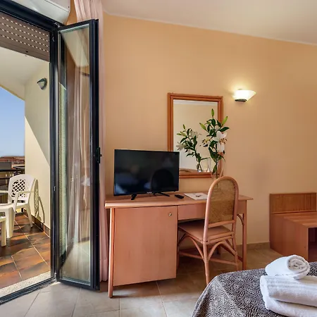Hotel Rina 4*