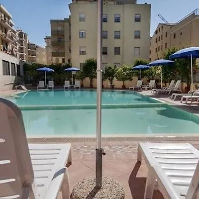 Rina Hotel